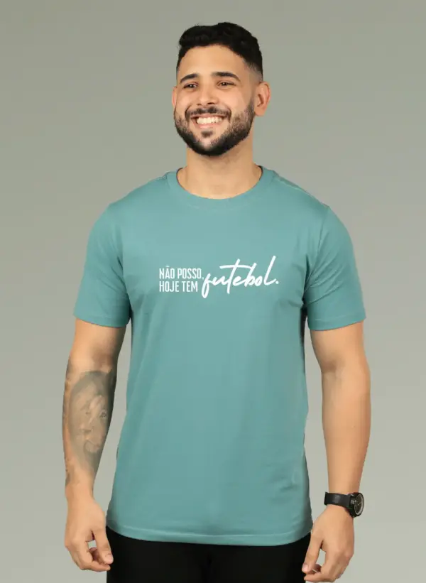 Não posso, hoje tem futebol.